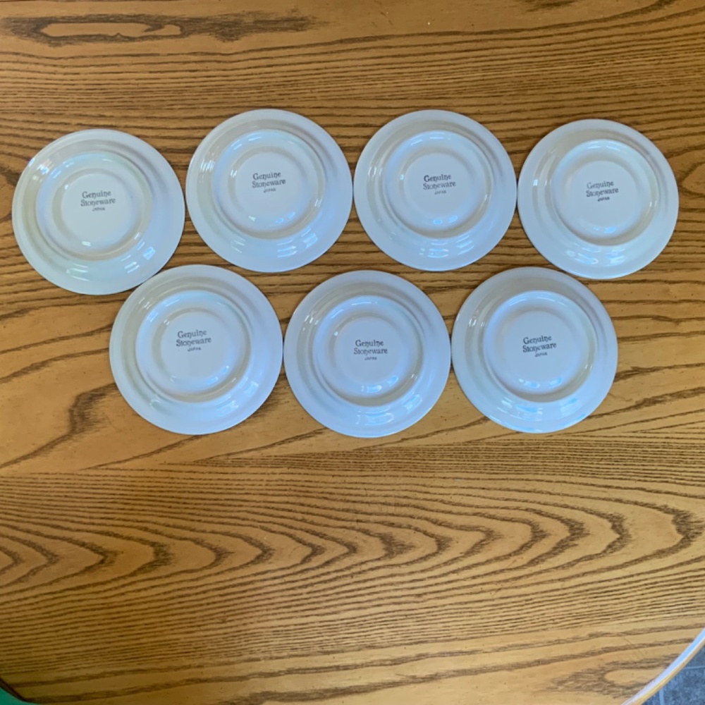 Vintage Set of 7 Stoneware Cups and Saucers Cream and Brown - Picture 7 of 7